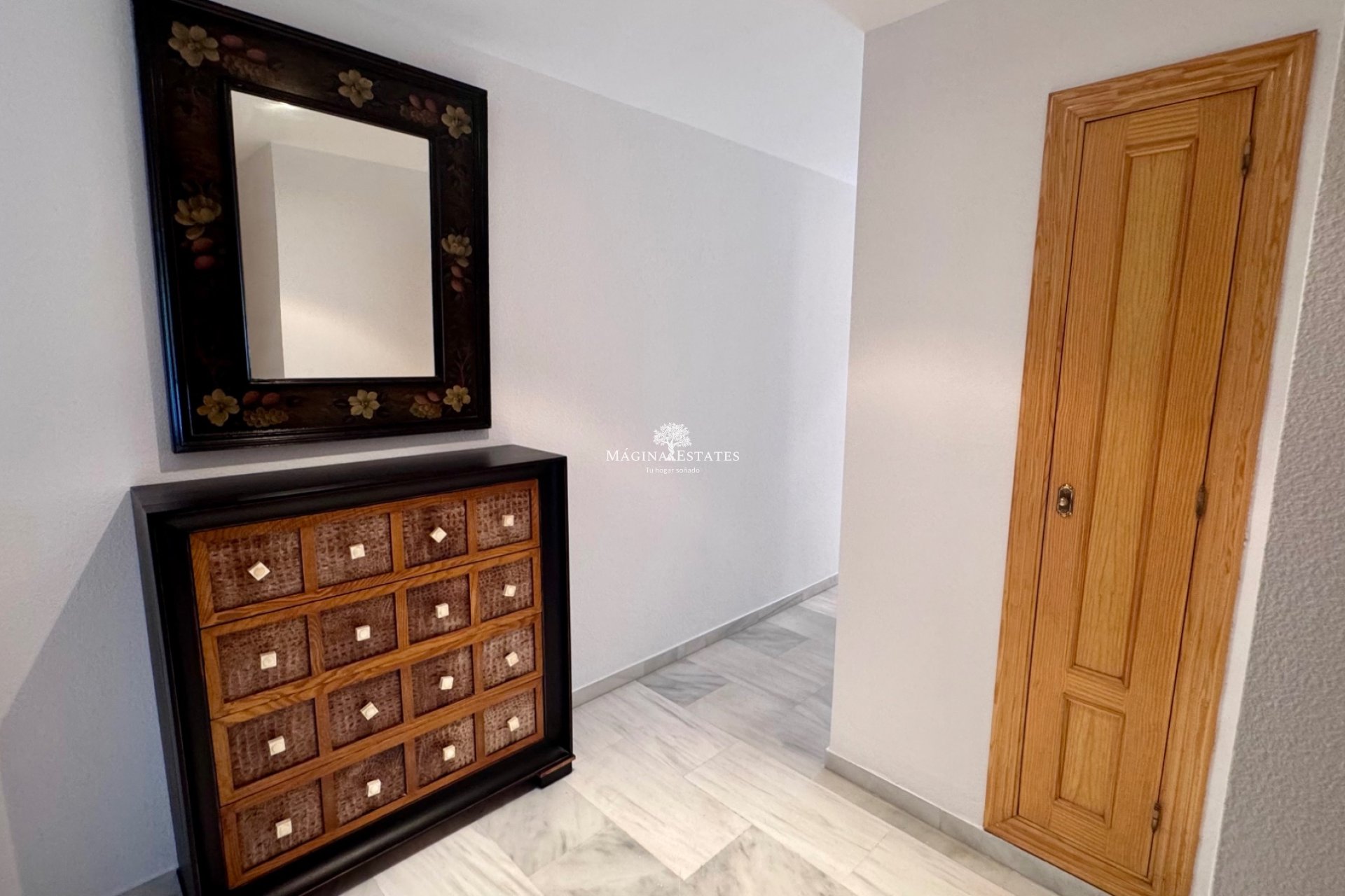 Alquiler a largo plazo - Apartamento / piso - Fuengirola