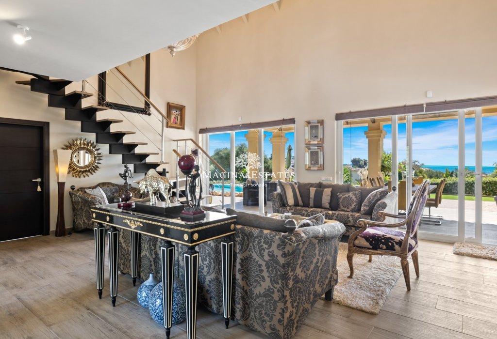 comprar venta villa Calahonda