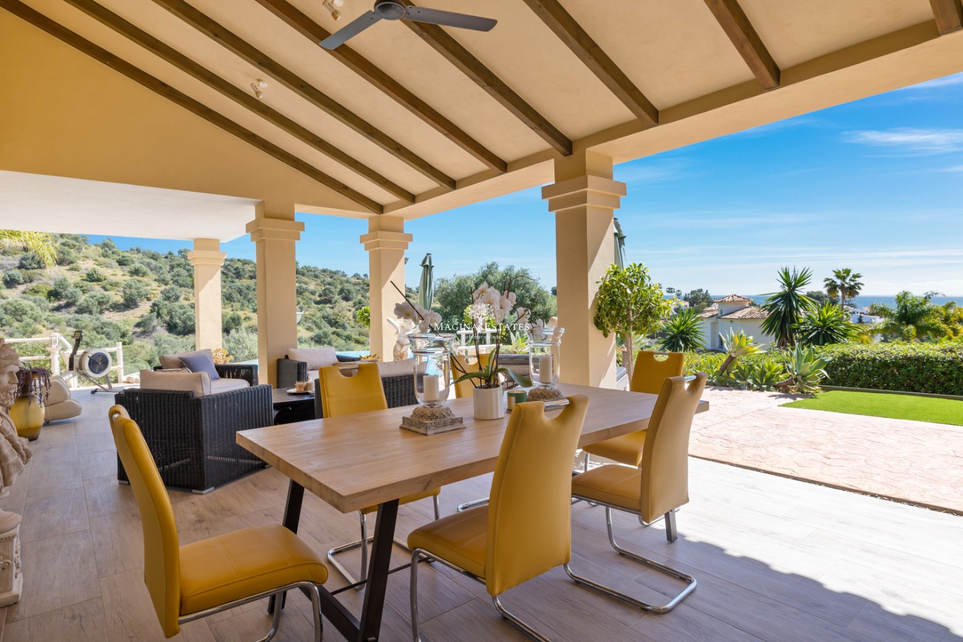 comprar venta villa Calahonda