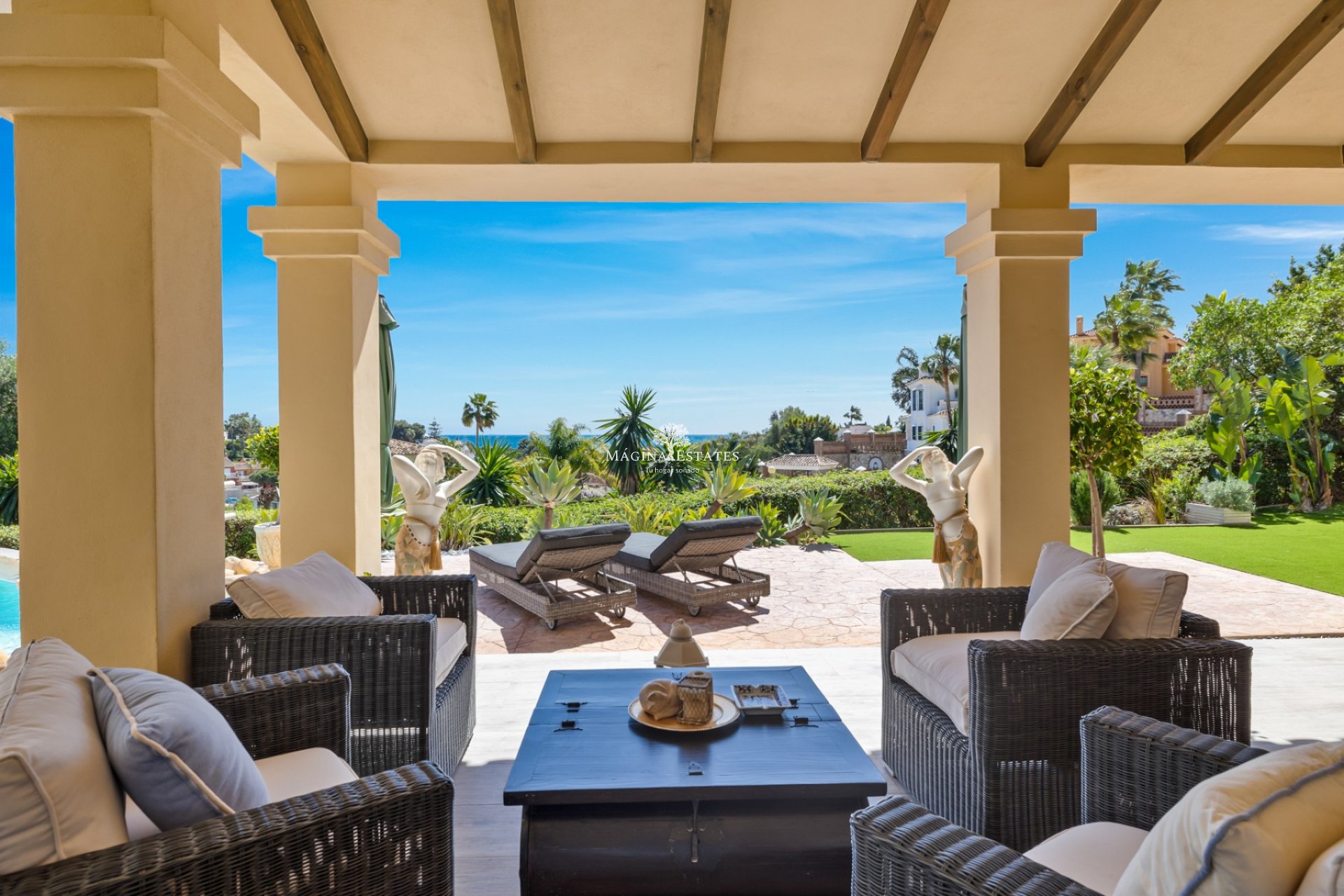comprar venta villa Calahonda