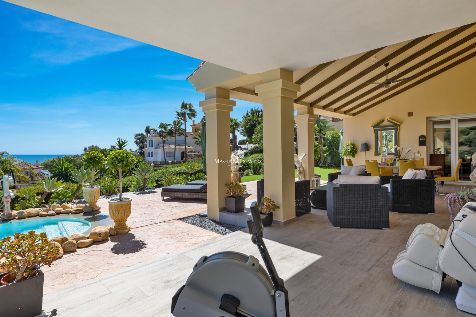 comprar venta villa Calahonda