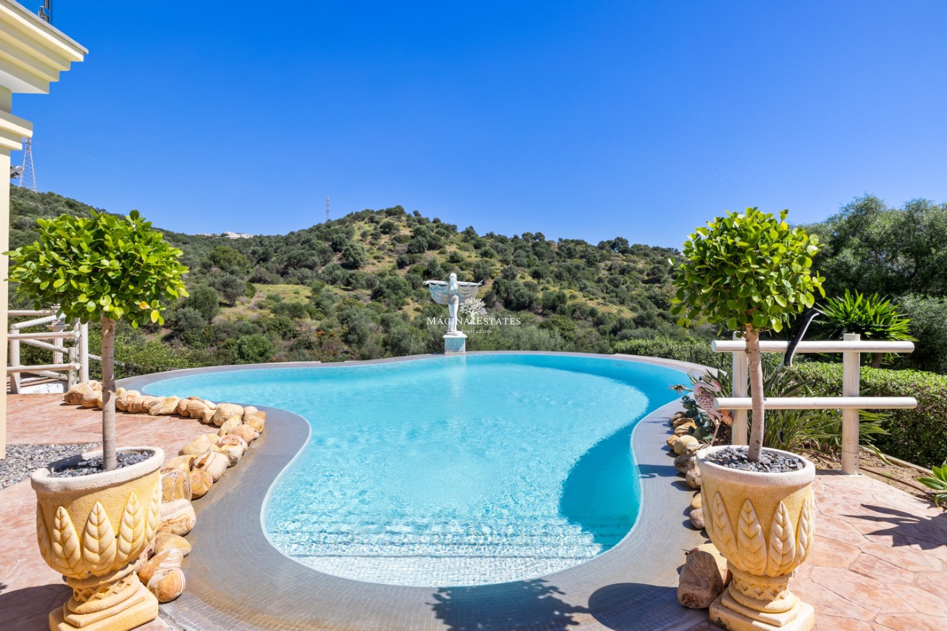 comprar venta villa Calahonda