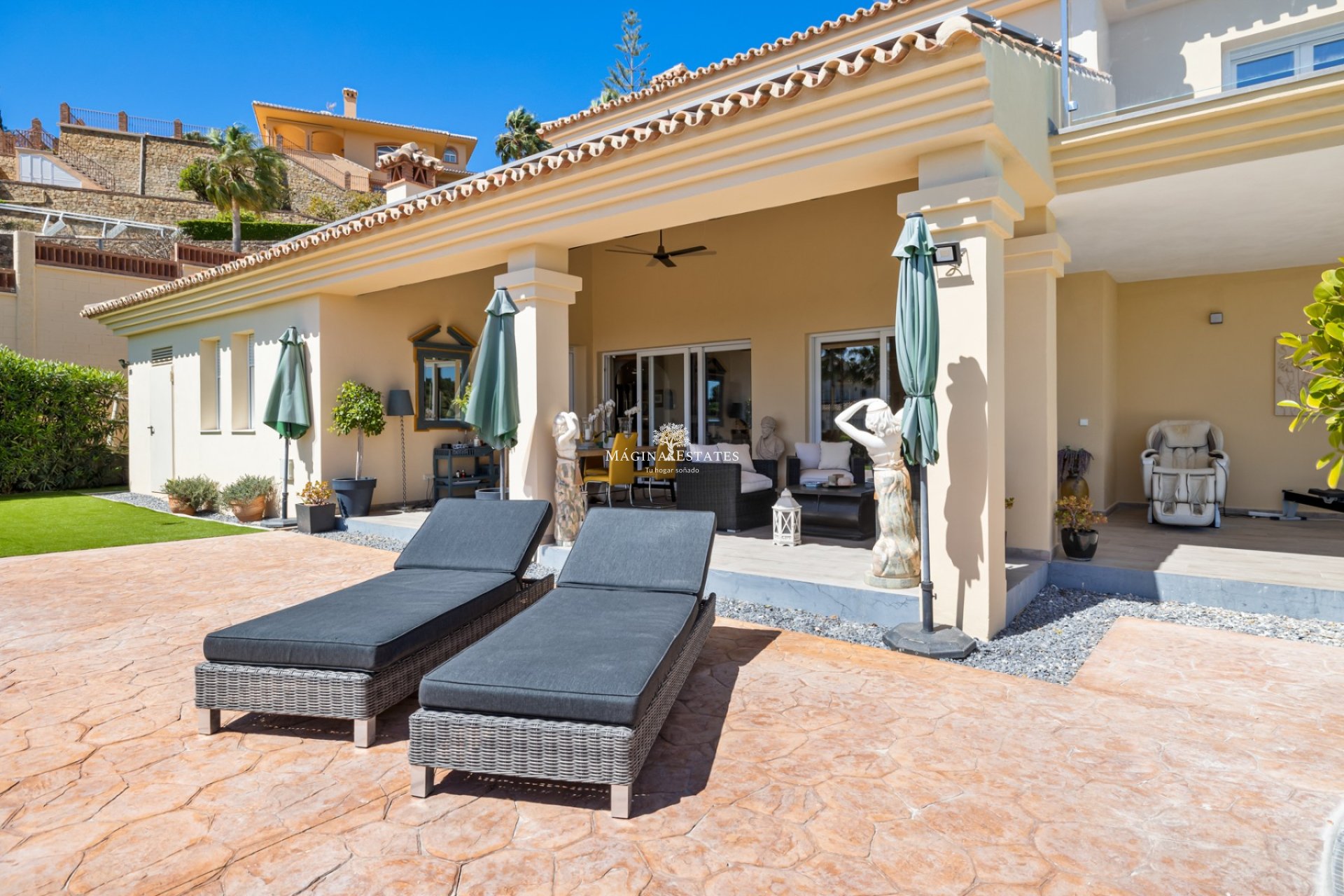 comprar venta villa Calahonda