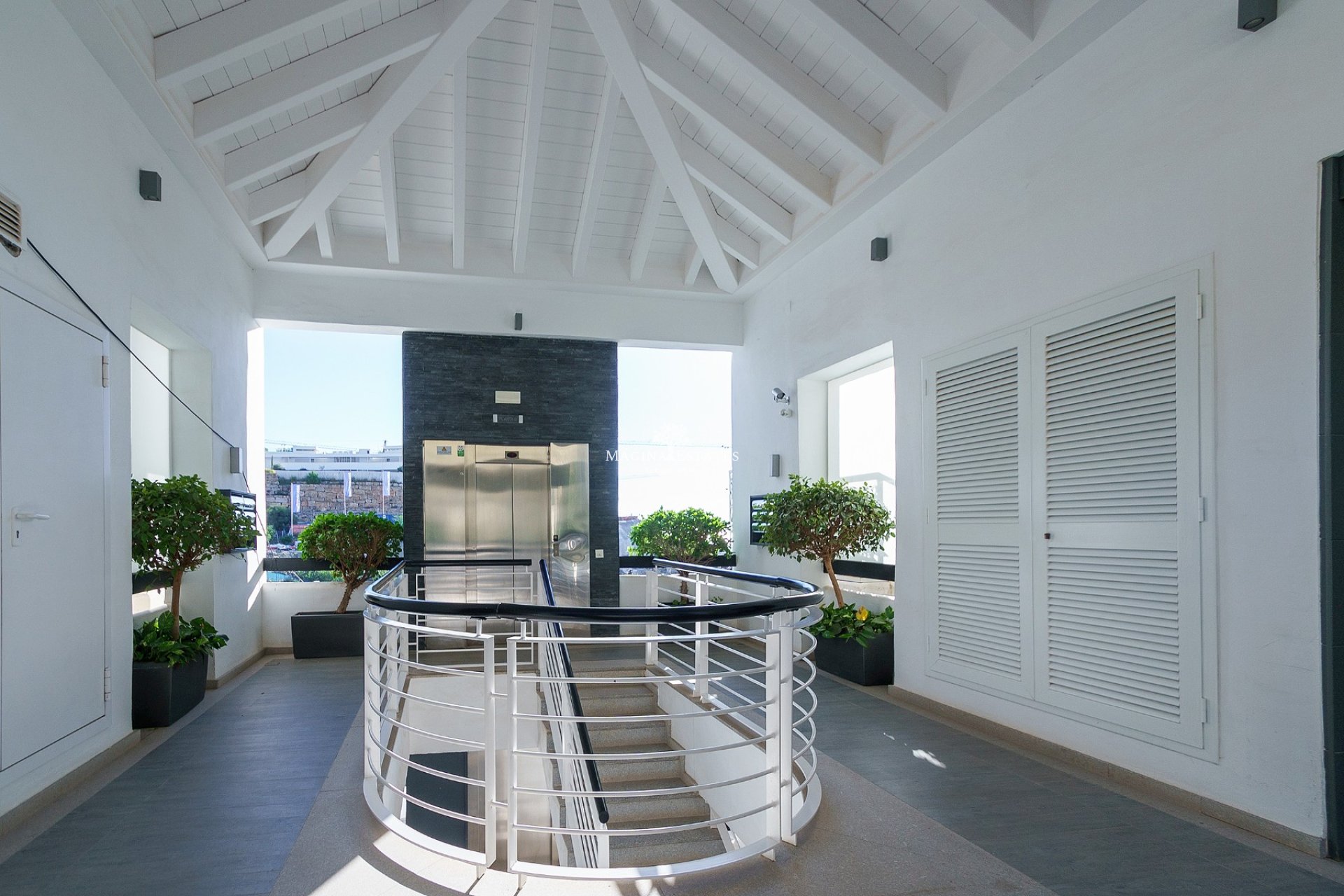 Resale - Apartment / flat - Benahavis - La Quinta