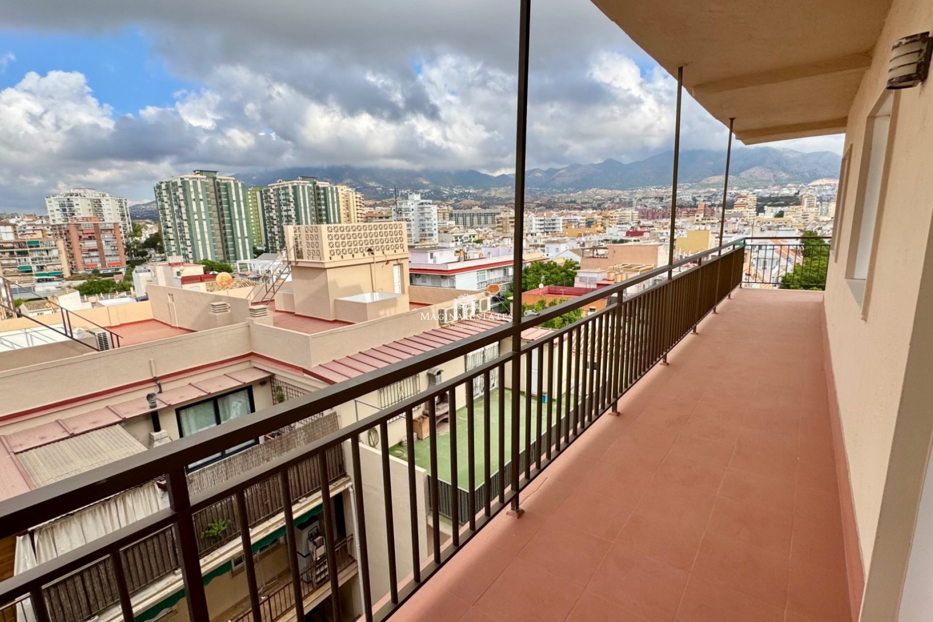 Resale - Apartment / flat - Fuengirola