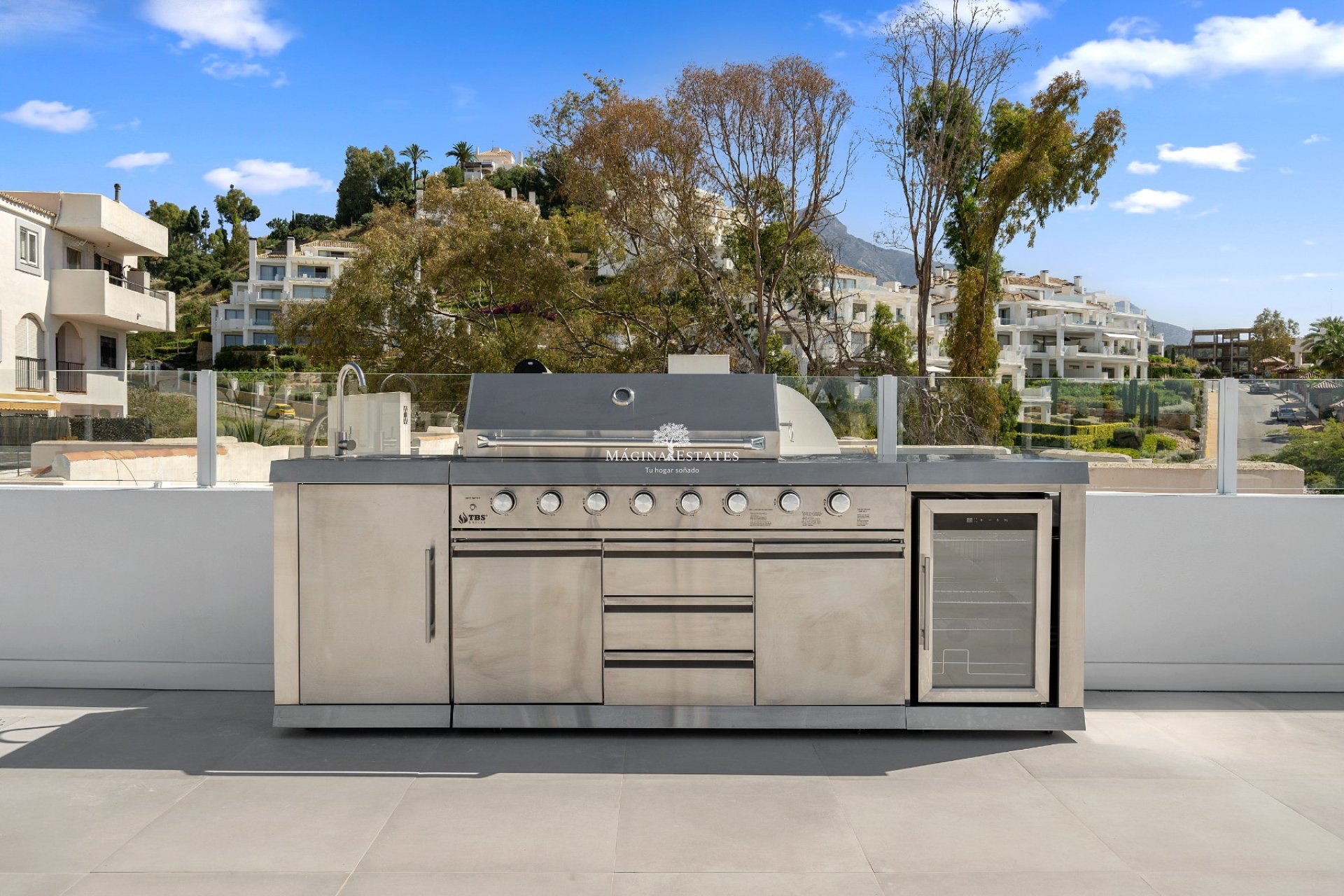Resale - Apartment / flat - Marbella - Nueva Andalucía