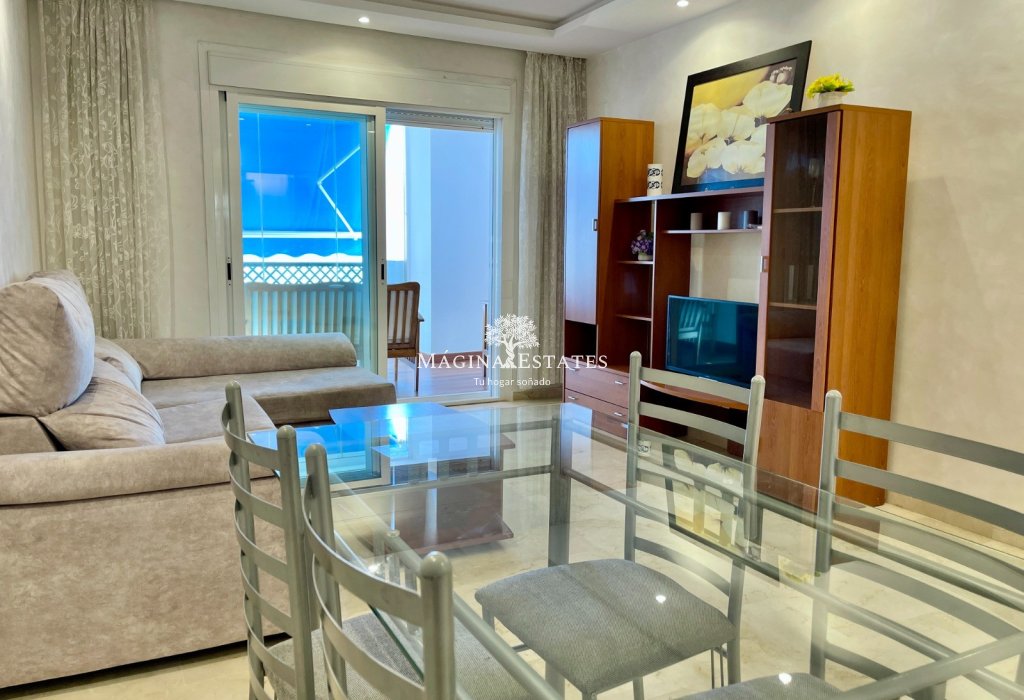 Resale - Apartment / flat - Marbella - Puerto Banús