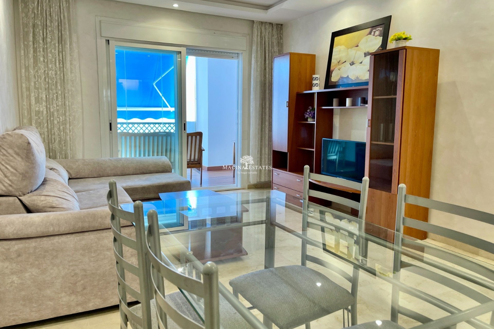 Resale - Apartment / flat - Marbella - Puerto Banús