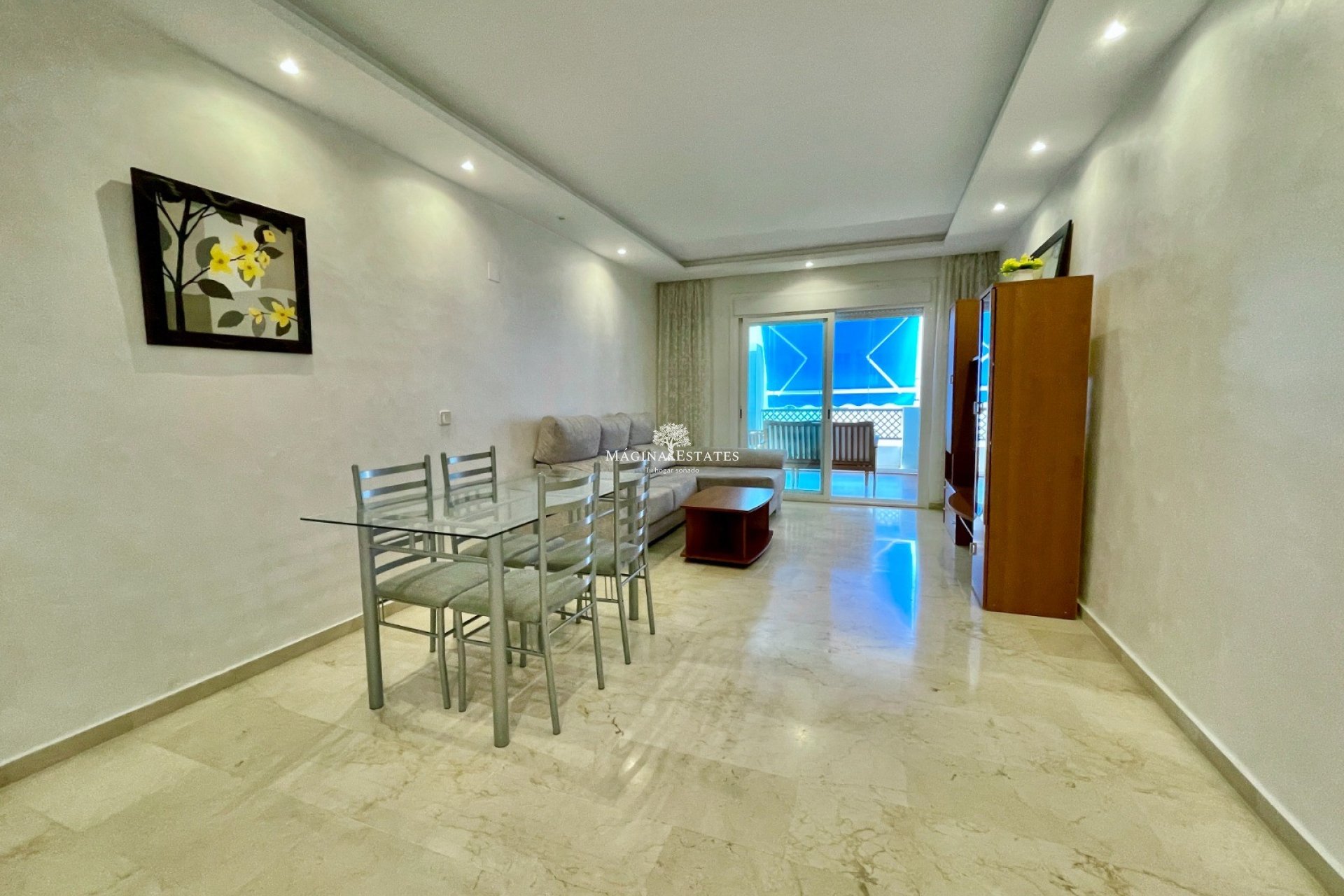 Resale - Apartment / flat - Marbella - Puerto Banús