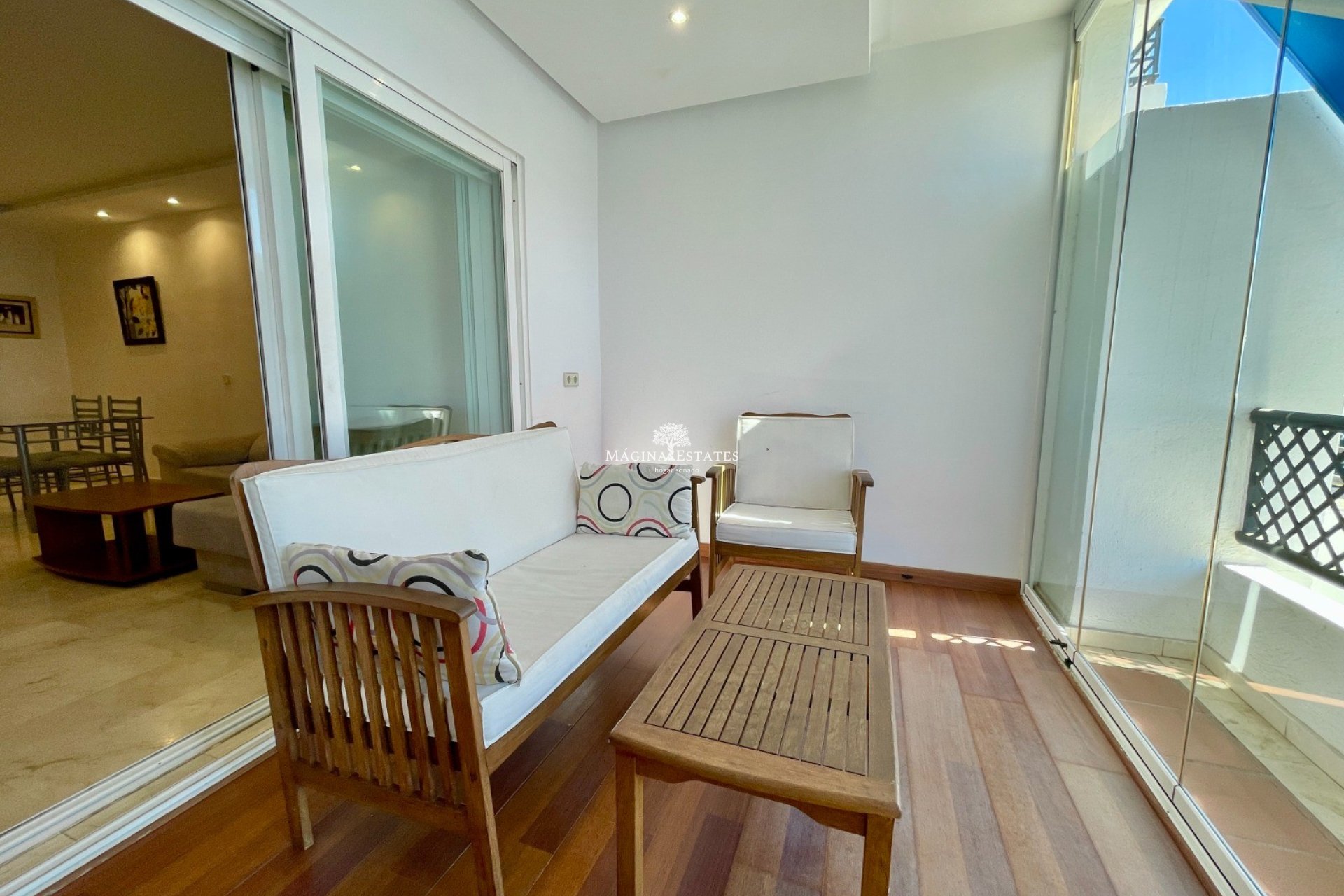 Resale - Apartment / flat - Marbella - Puerto Banús