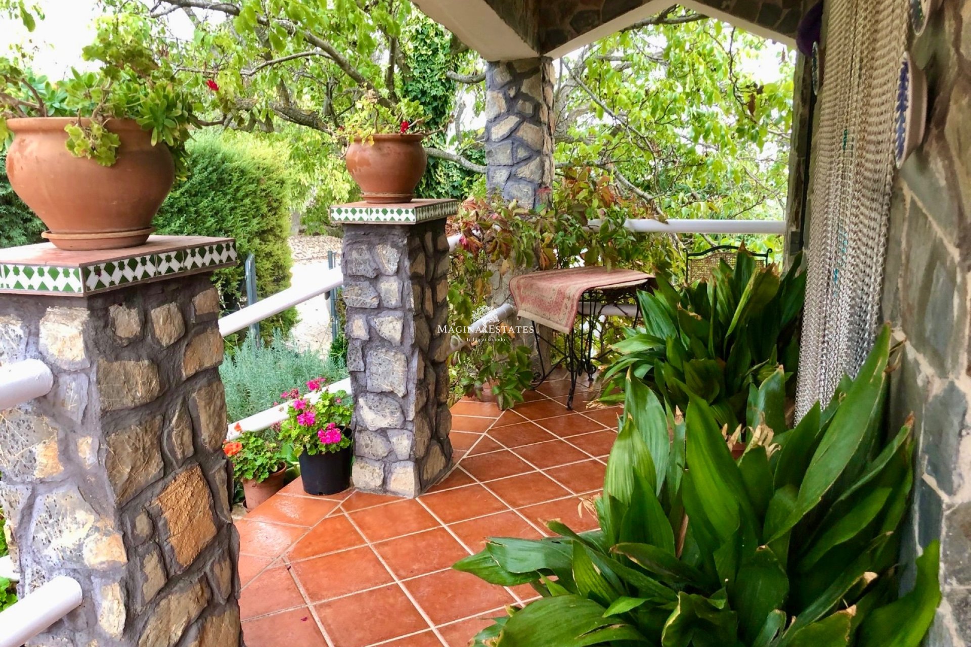 Resale - Plot / Land - Huelma - Sierra Mágina