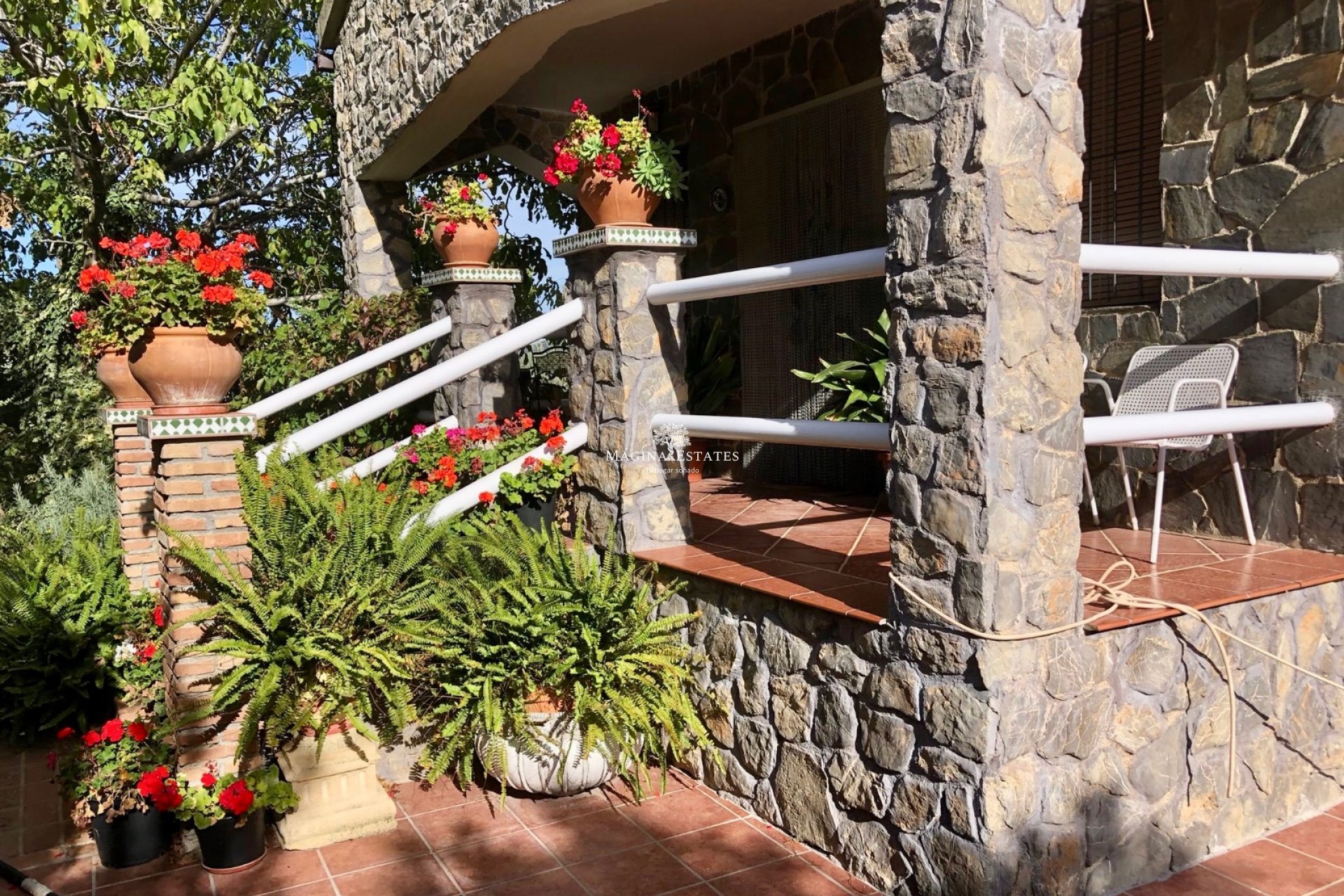 Resale - Plot / Land - Huelma - Sierra Mágina