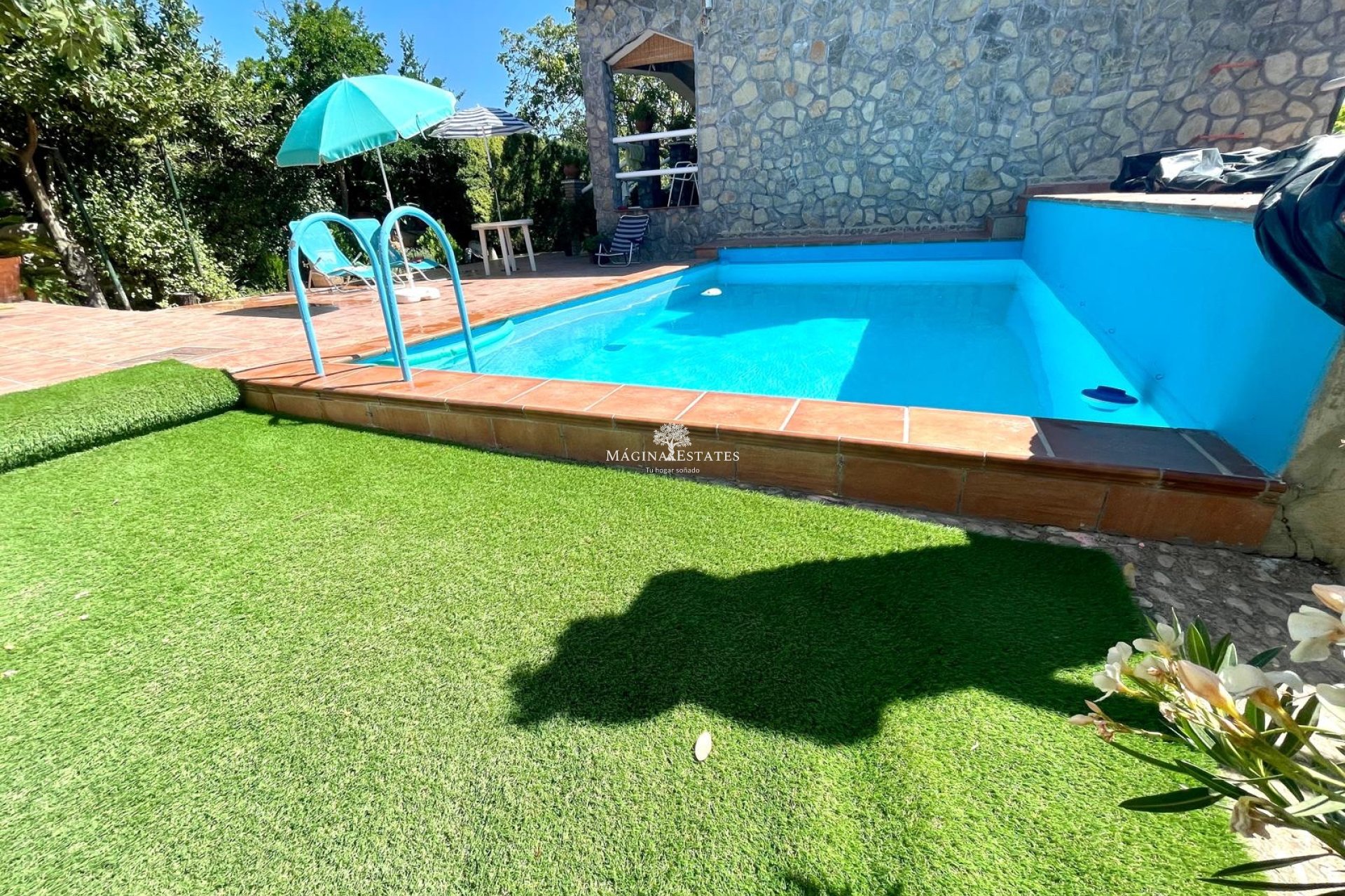 Resale - Plot / Land - Huelma - Sierra Mágina