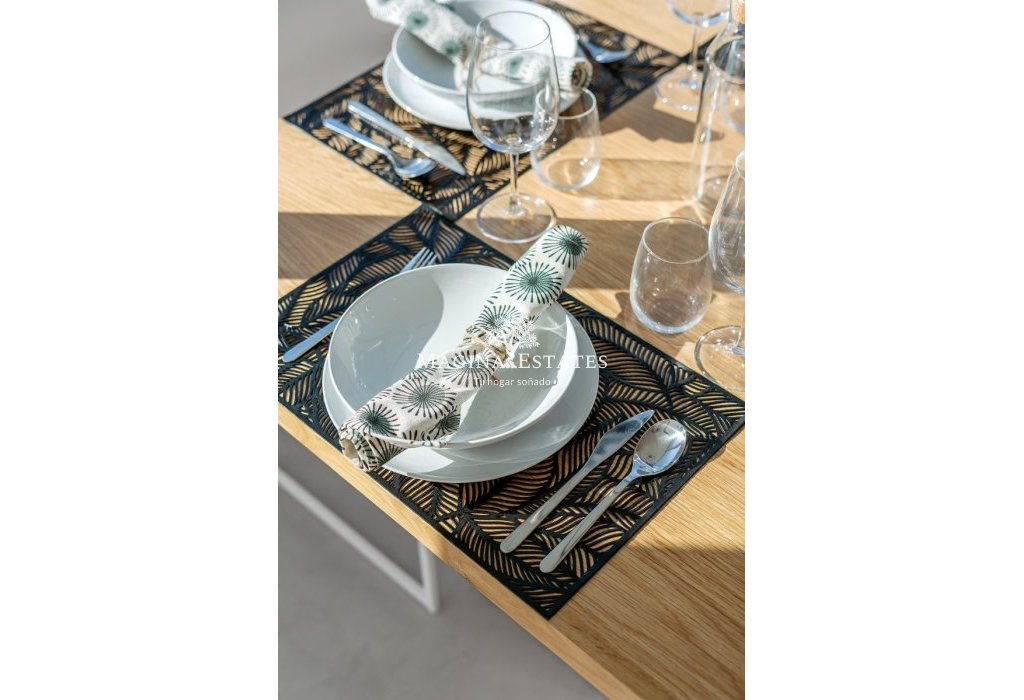 Reventa - Apartamento / piso - Marbella - Nueva Andalucía